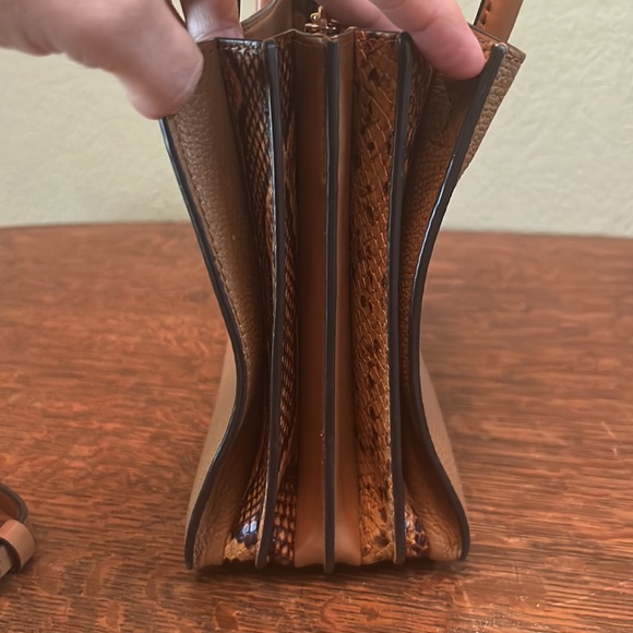 Michael Kors Mercer Small Satchel/Crossbody - Picture 8 of 15